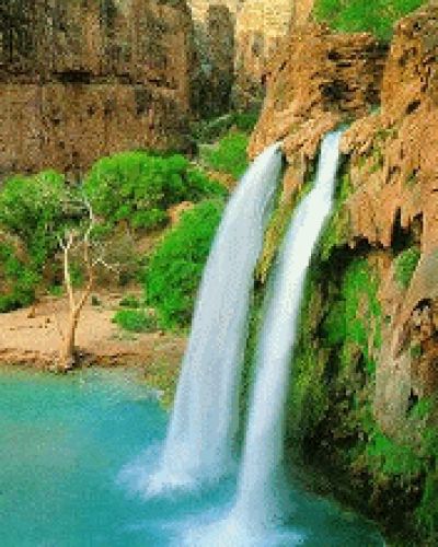 Beautiful_Waterfall.gif