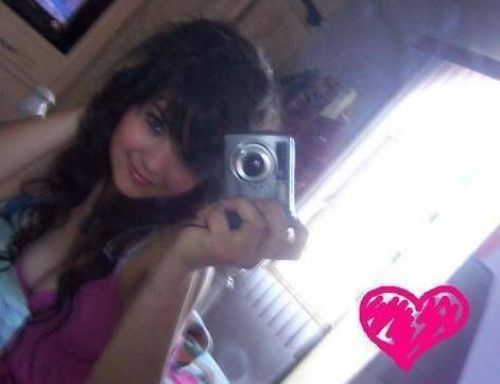 mee juzt  me